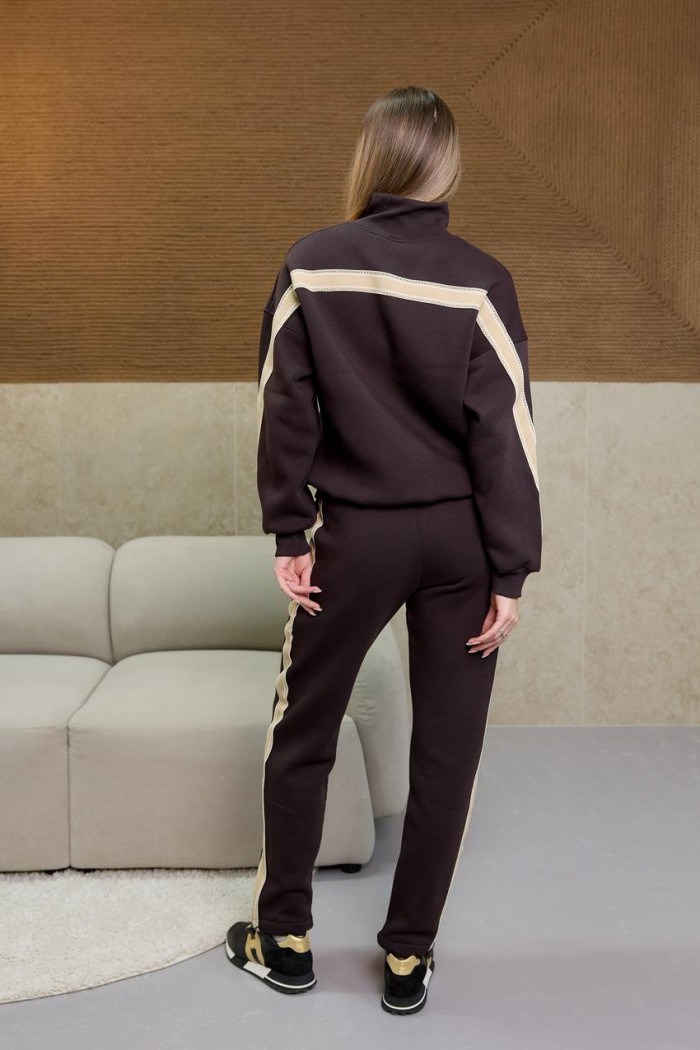 Костюм жіночий з начосом коричневий (М213.4)