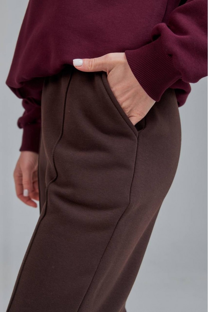 Штаны женские прямые с отсрочкой коричневые